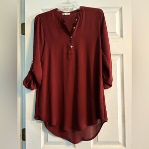 Medium blouse in maroon